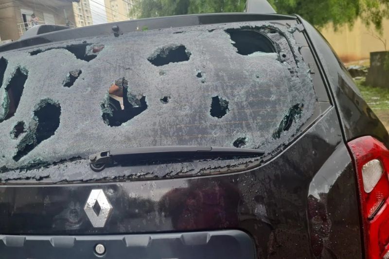 Chuva de granizo destruiu carro; seguro cobre?